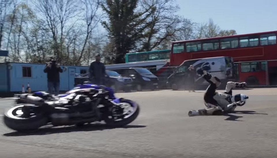  We took a brand new Yamaha MT-10 and crashed it in the name of research