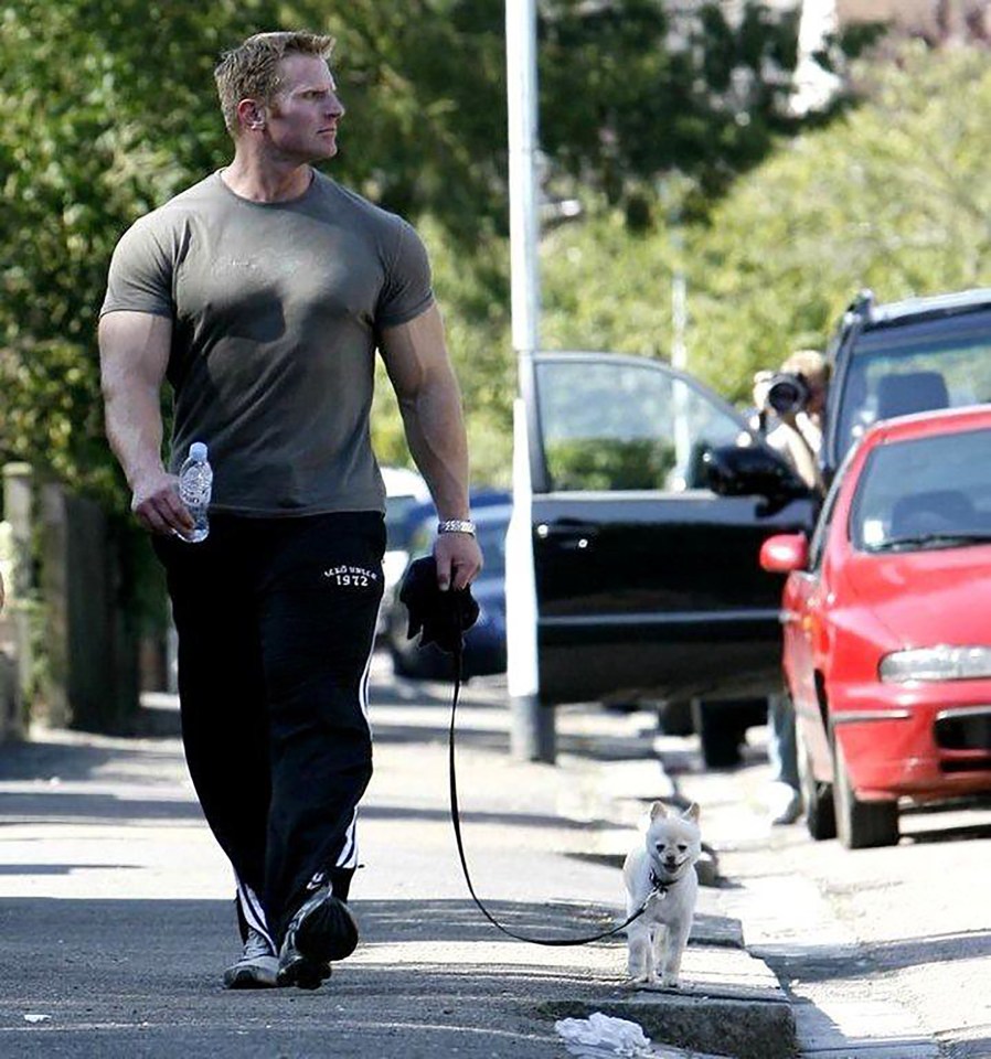  This bloke completely dwarfs his dog