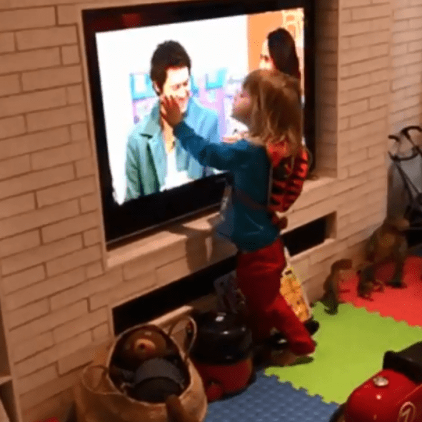  The Flood singer has a huge kids play area for his brood