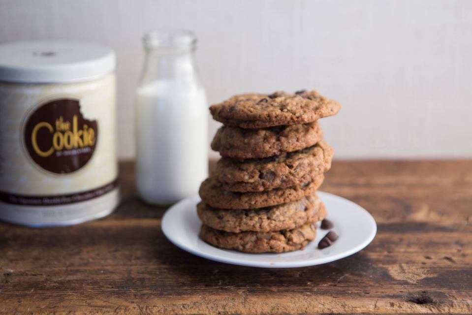  DoubleTree Hilton offers free, freshly baked cookies to guests