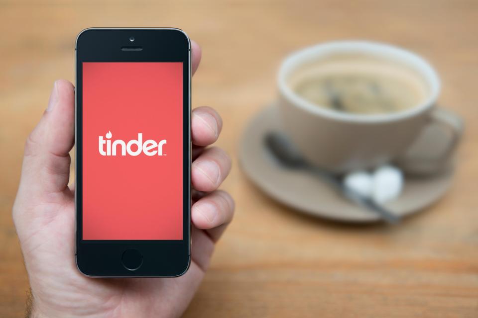  People who use dating apps are more likely to go to extreme lengths to stay slim