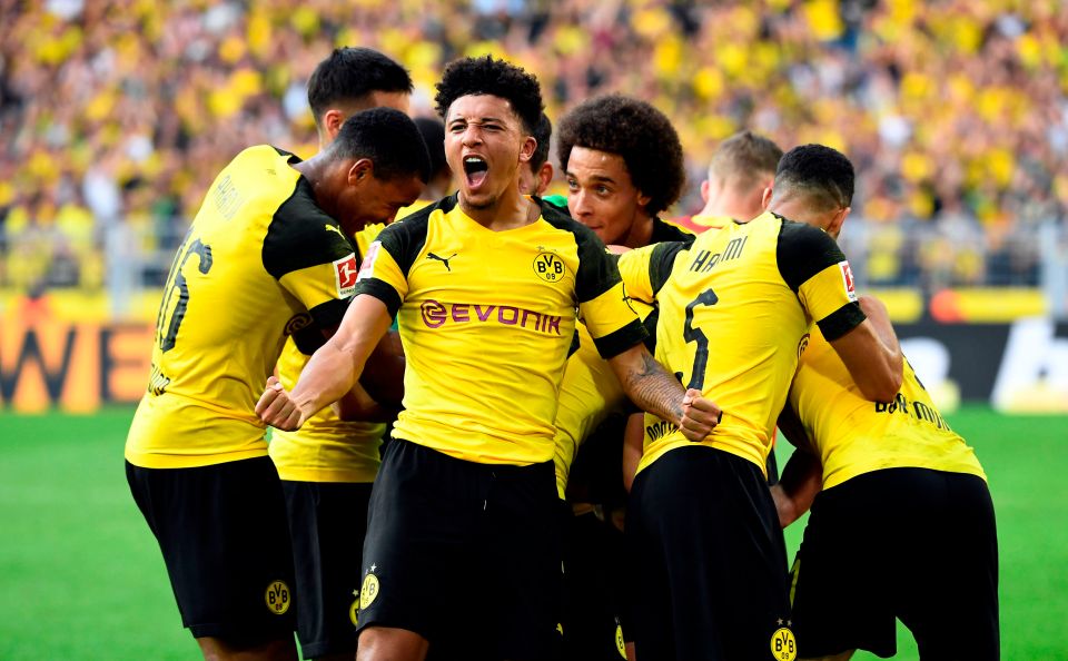 While Jadon Sancho messages pal Reiss Nelson, who also plays in the Bundesliga