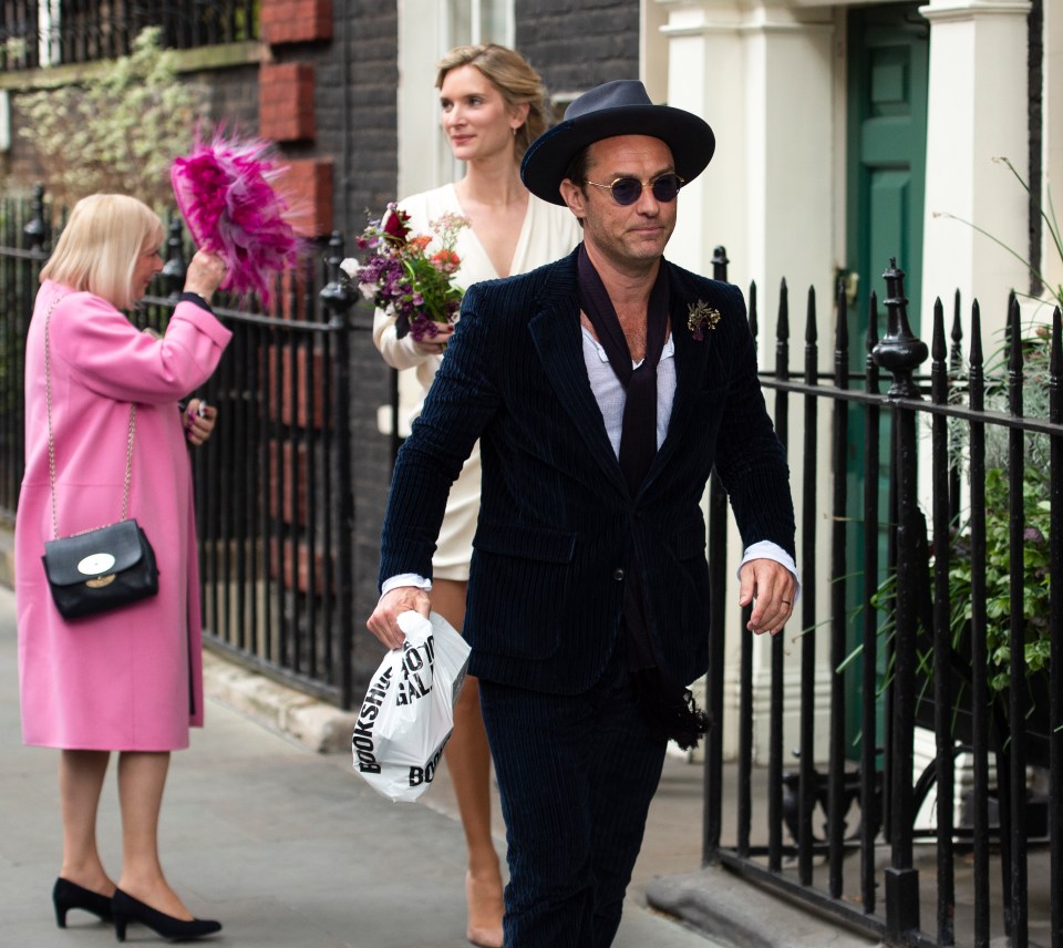  Jude Law looked dapper in a blue corduroy suit for his wedding