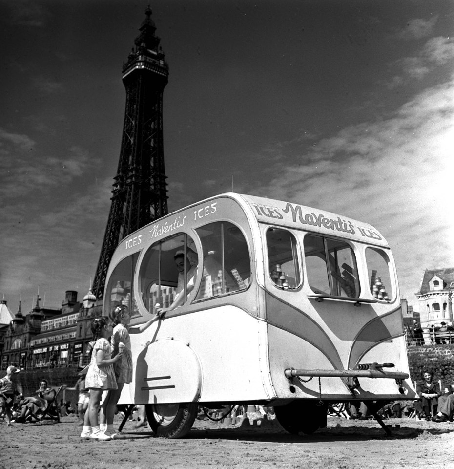  A new ice cream barrow on the beach at Blackpool, with the tower in the background, 1952