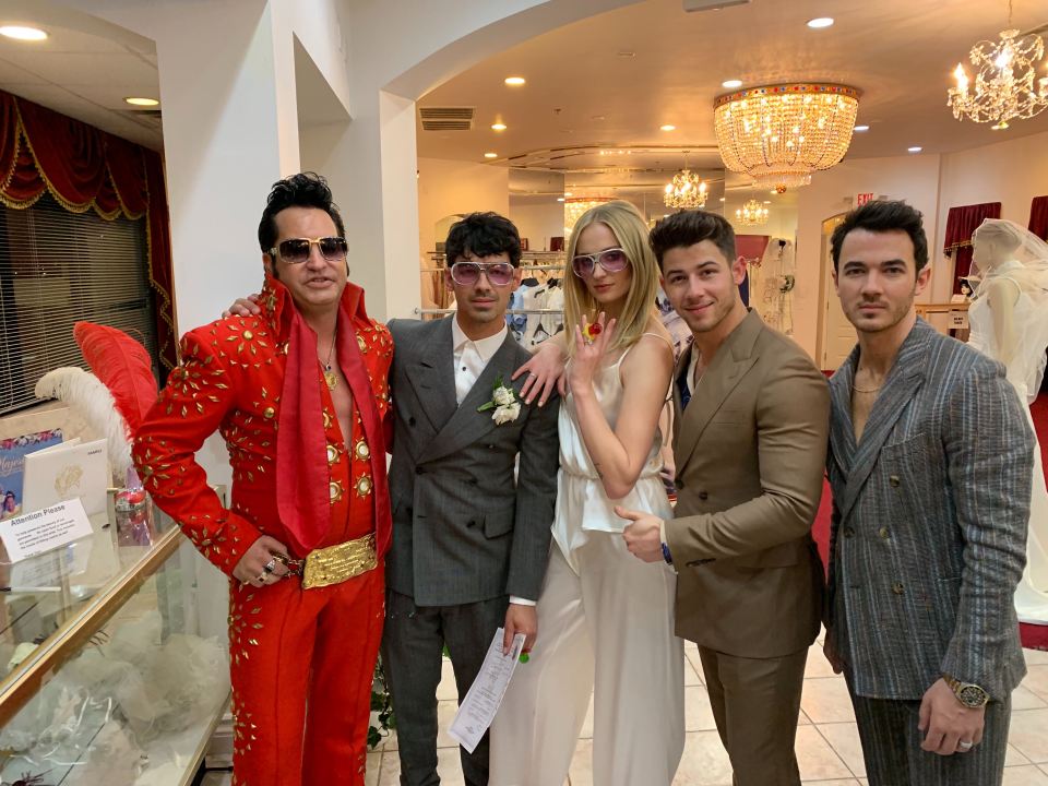  Many celebrity guests attended the ceremony including Joe's brothers Nick and Kevin Jonas