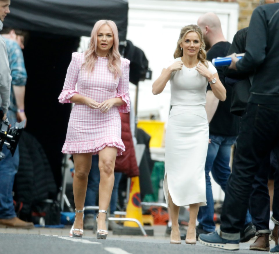  Baby Spice wore a pale pink dress while Geri opted for a classy cream number