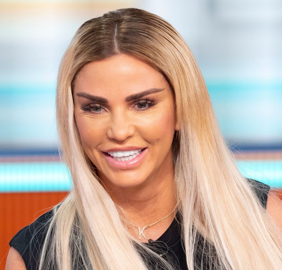  Katie Price showed off her new face on Good Morning Britain today