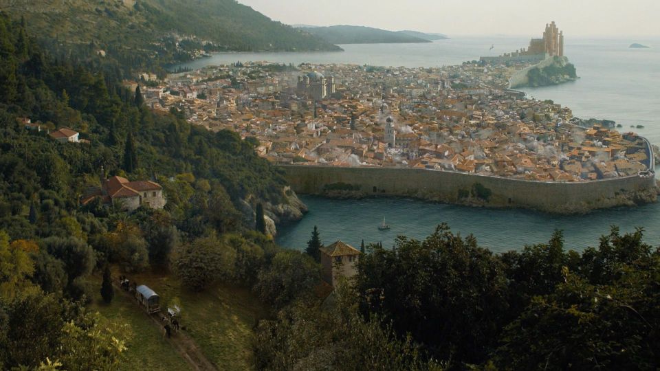  The capital of The Seven Kingdoms was originally surrounded by sea and mountains