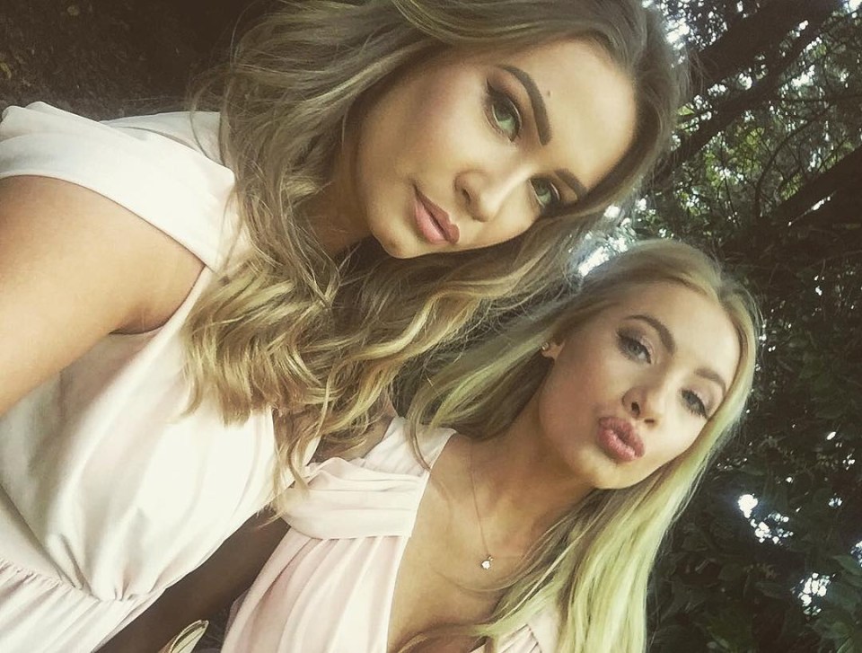 Dean’s daughters Chloe and Charlotte pose on social media in a seflie