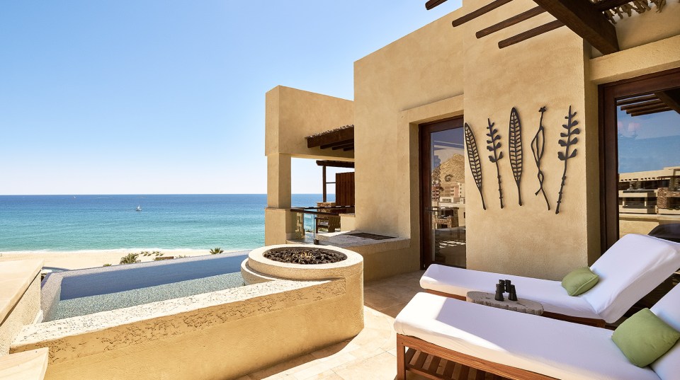 The hotel is built into the side of the Pedregal mountain, offering ocean views in every room