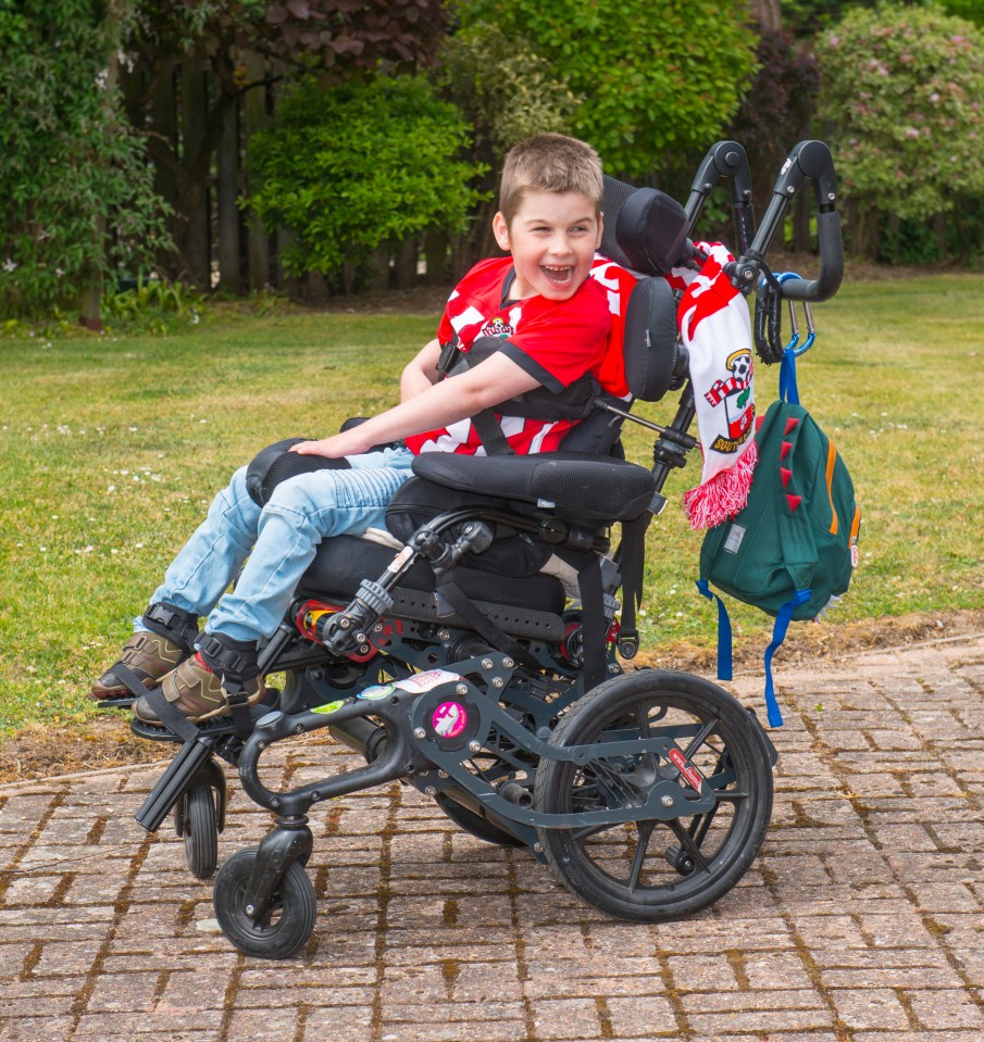  Ollie's family receive no help in looking after him, even though his complex condition means his muscles, including his heart, can go into paralysis at any moment