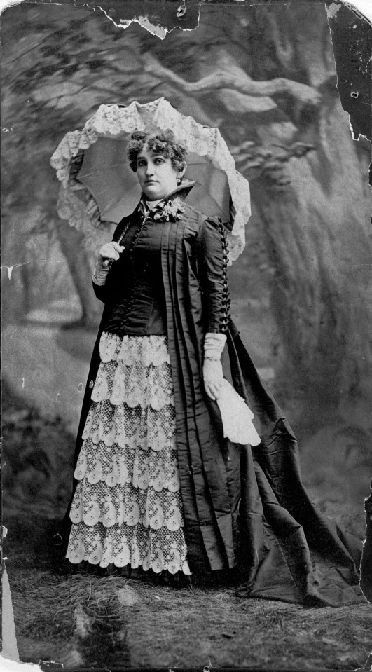  Famous Old West Madam Mattie Silks. Flamboyant Mattie operated in Denver and other towns in Colorado. According to newspaper headlines, Silks - who liked to adorn herself in the finish silk - was fined for drunkenness, and 'paid it like a little woman', said Rocky Mountain News, 1877