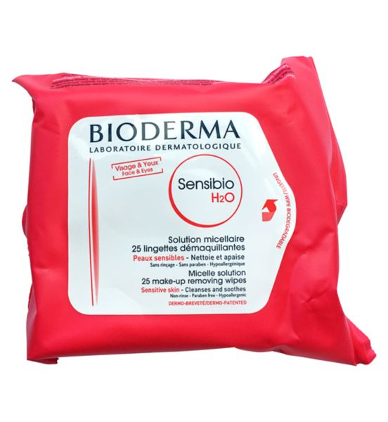  The fashion designer will only use Bioderma wipes to remove her make-up