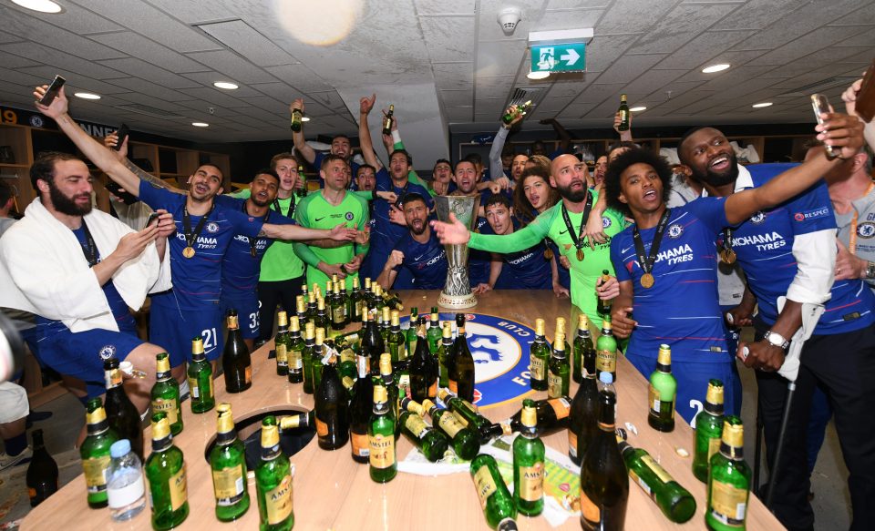  The Champagne was flowing in the dressing room after Chelsea easily won the Europa League