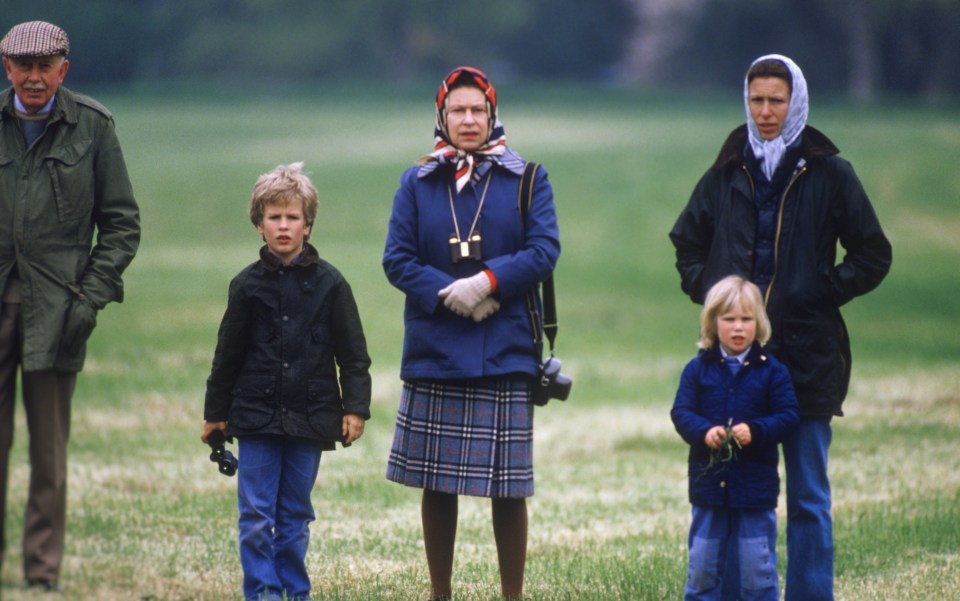  Princess Anne with her children Peter and Zara and Queen Elizabeth II at the Windsor Horse Show on May 11, 1985