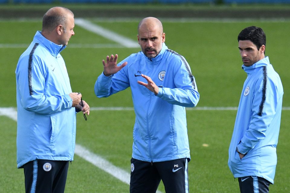  Pep Guardiola's assistant Mikel Arteta, right, has compared Rodri to Sergio Busquets