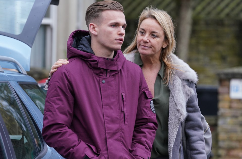  Charlie Winter who plays Hunter Owen is set to return to EastEnders later this year