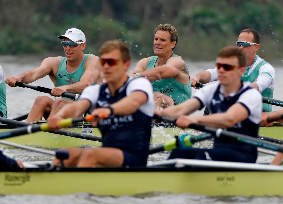  James Cracknell, centre, rows for Cambridge during this year's Boat Race