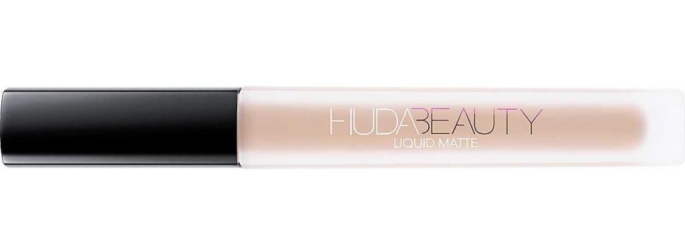 Huda Beauty Liquid Matte Lipstick in Wild Child