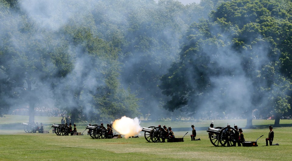  The Guards fired an 82-gun salute in honour of President Trump and the Queen