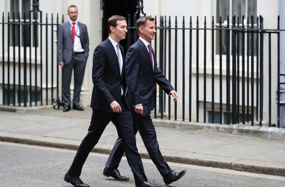  Jeremy Hunt with Mr Trump's son-in-law Jared Kushner this morning