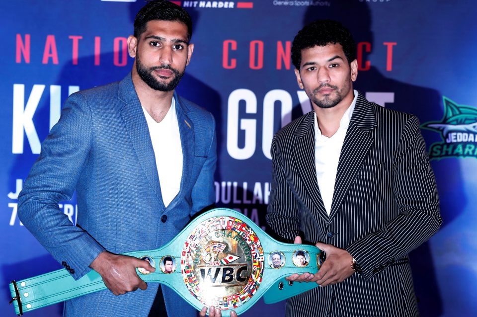  Amir Khan's opponent Neeraj Goyat has been left seriously injured in a car crash and will not fight the Brit