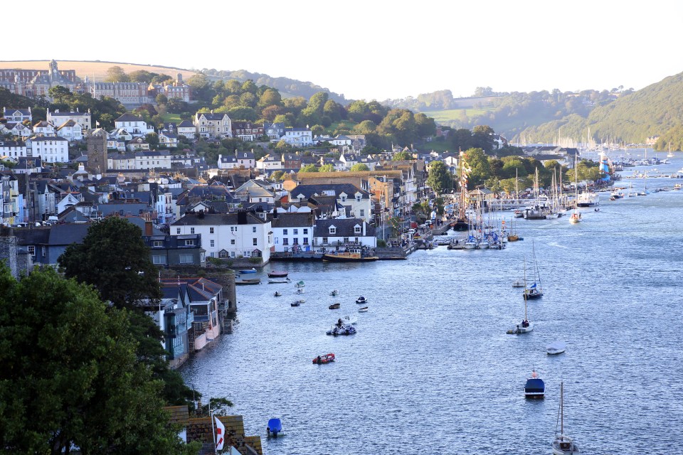  Dartmouth was voted the best seaside resort in Devon according to Brits