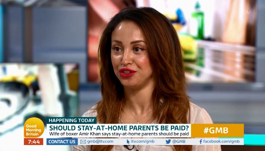  Former Sugarbabe Amelle Berrabah argued that parenting shouldn't be treated as a job