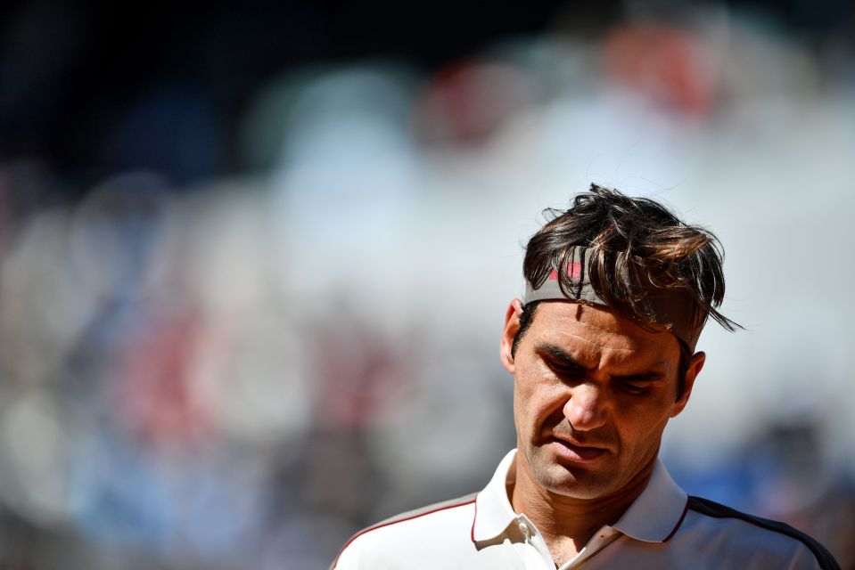  Swiss legend Federer, 37, failed to cope with Nadal's stinging serves