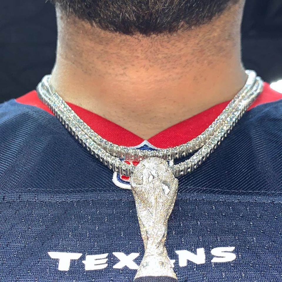  This is Lucas Hernandez's new necklace in recognition of France winning the 2018 World Cup