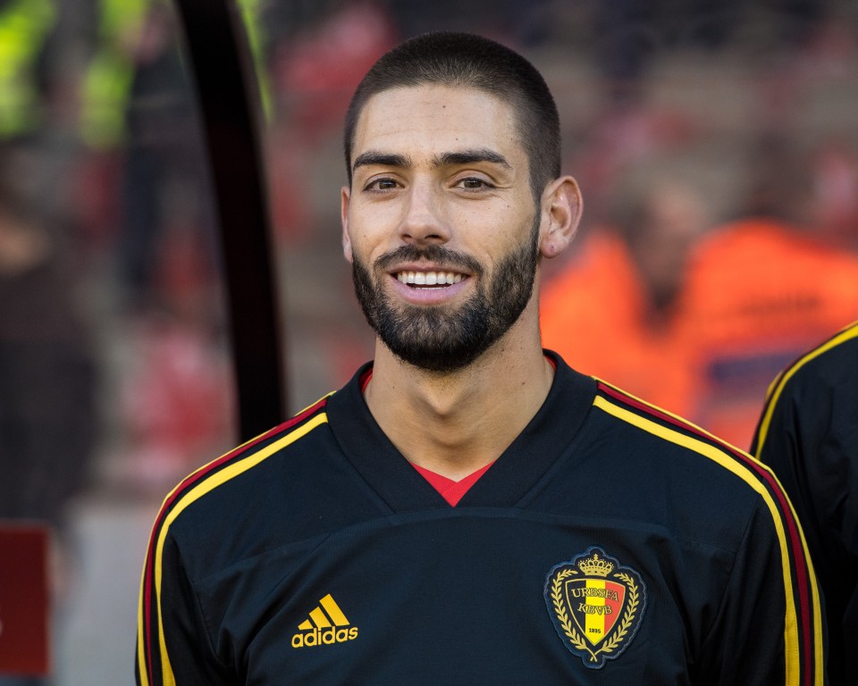  Unai Emery does not have the funds to sign Yannick Carrasco