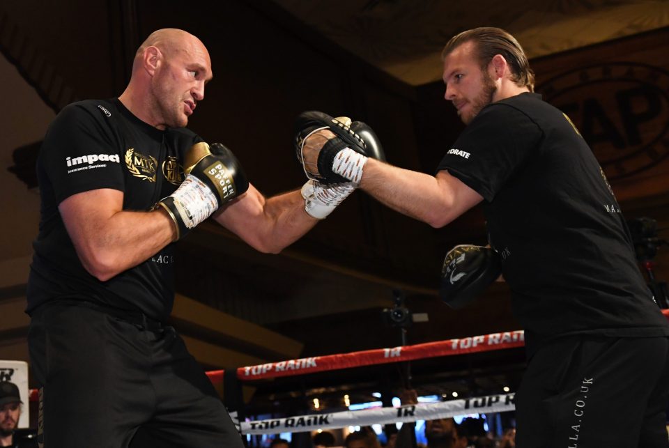  Tyson Fury was forced to do his open workout this week with shorts on