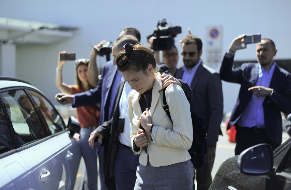  Amanda Knox arrives in Italy for the first time since she was acquitted of murder