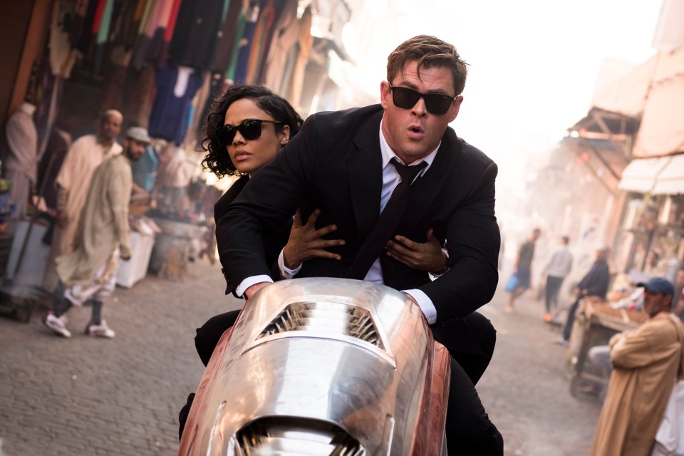 Men In Black International stars Chris Hemsworth and Tessa Thompson as Agent H and Agent M