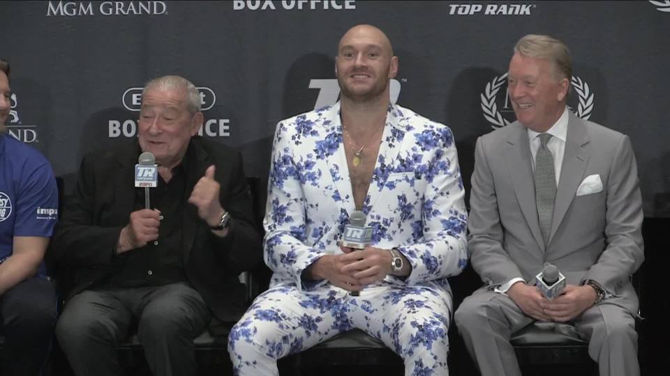  Bob Arum all but confirmed Tyson Fury's rematch with Deontay Wilder will be in Las Vegas and claims it 'could be bigger than Mayweather vs Pacquiao'