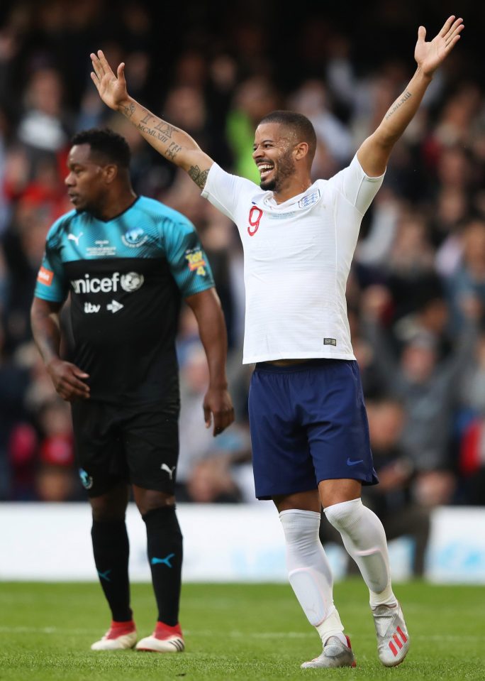  Football freestyler Jeremy Lynch starred at Stamford Bridge as he netted twice