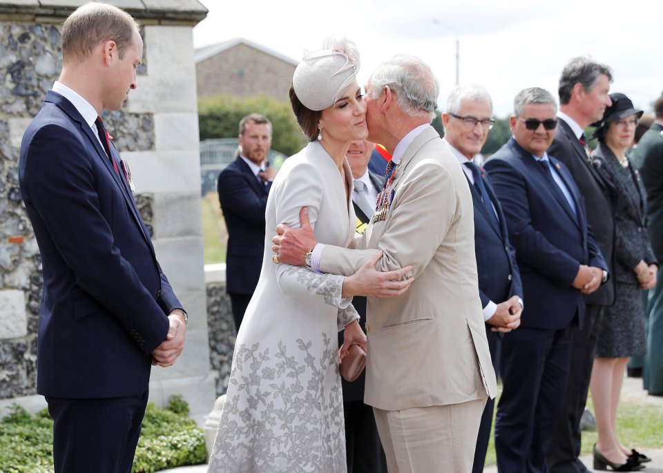  Body language expert Judi James said Charles's touch and proximity approach to Kate in this photo is slightly more formal