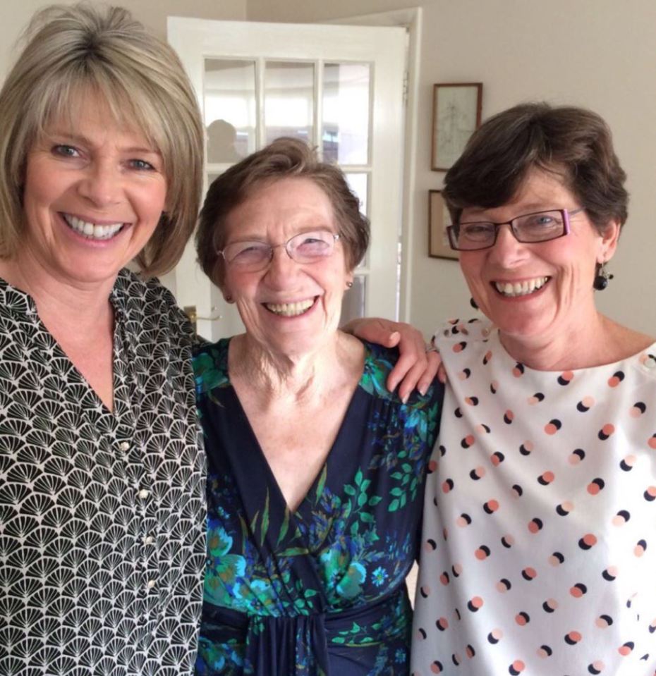  Ruth (L) with her mum Joan and sister Julia (R)