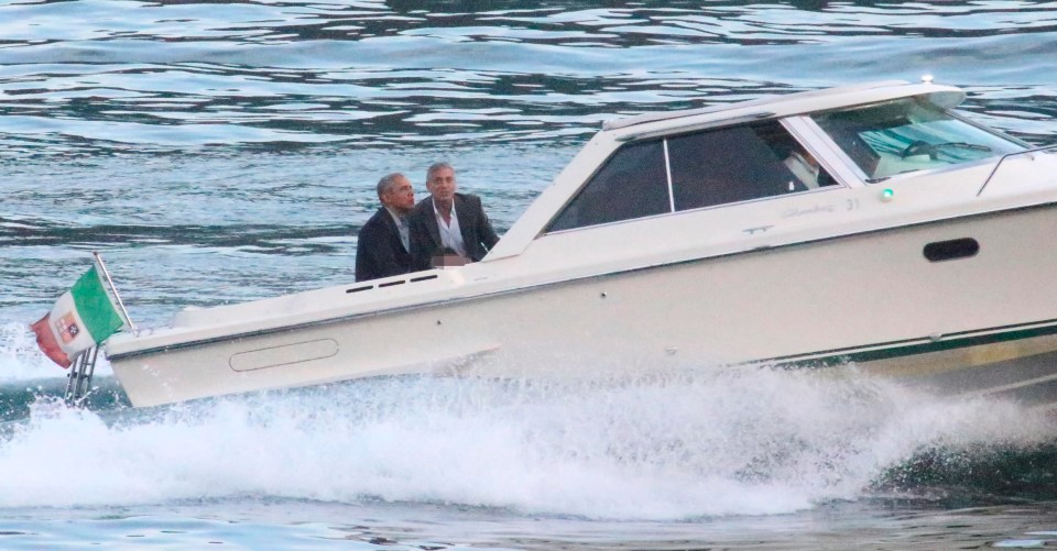  Barack Obama and his family have joined George Clooney and his wife at his Lake Como mansion