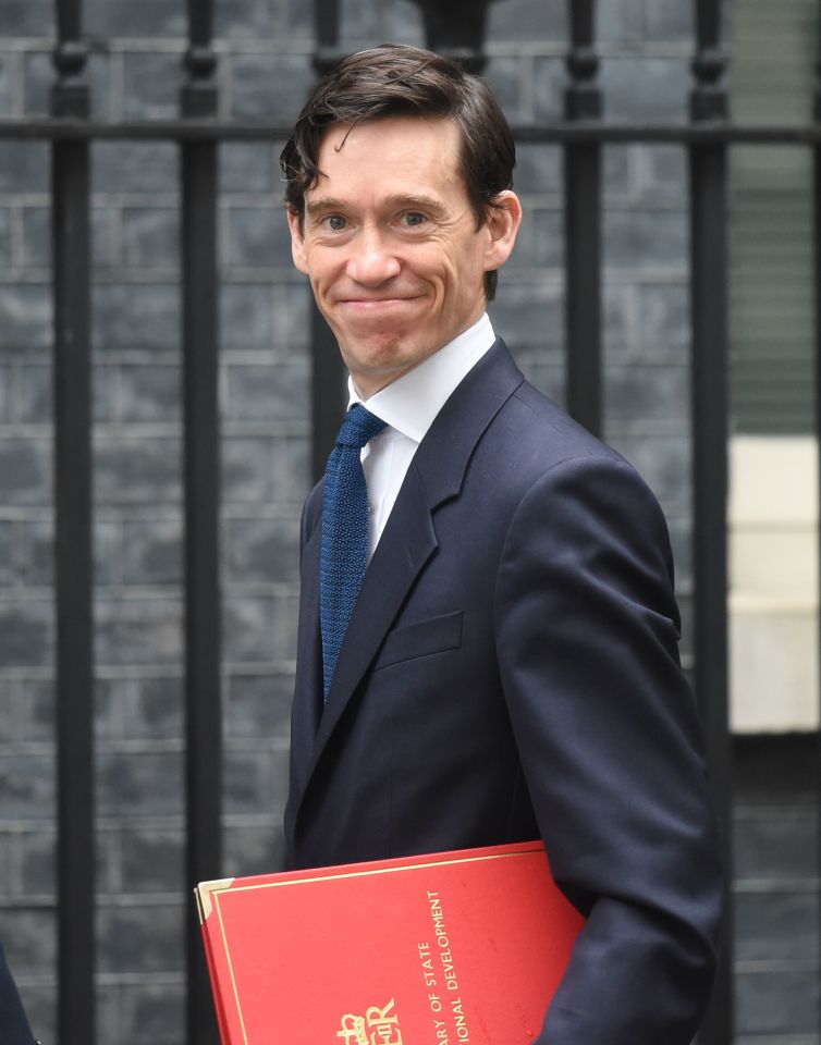  Rory Stewart confirmed he's backing the Foreign Secretary