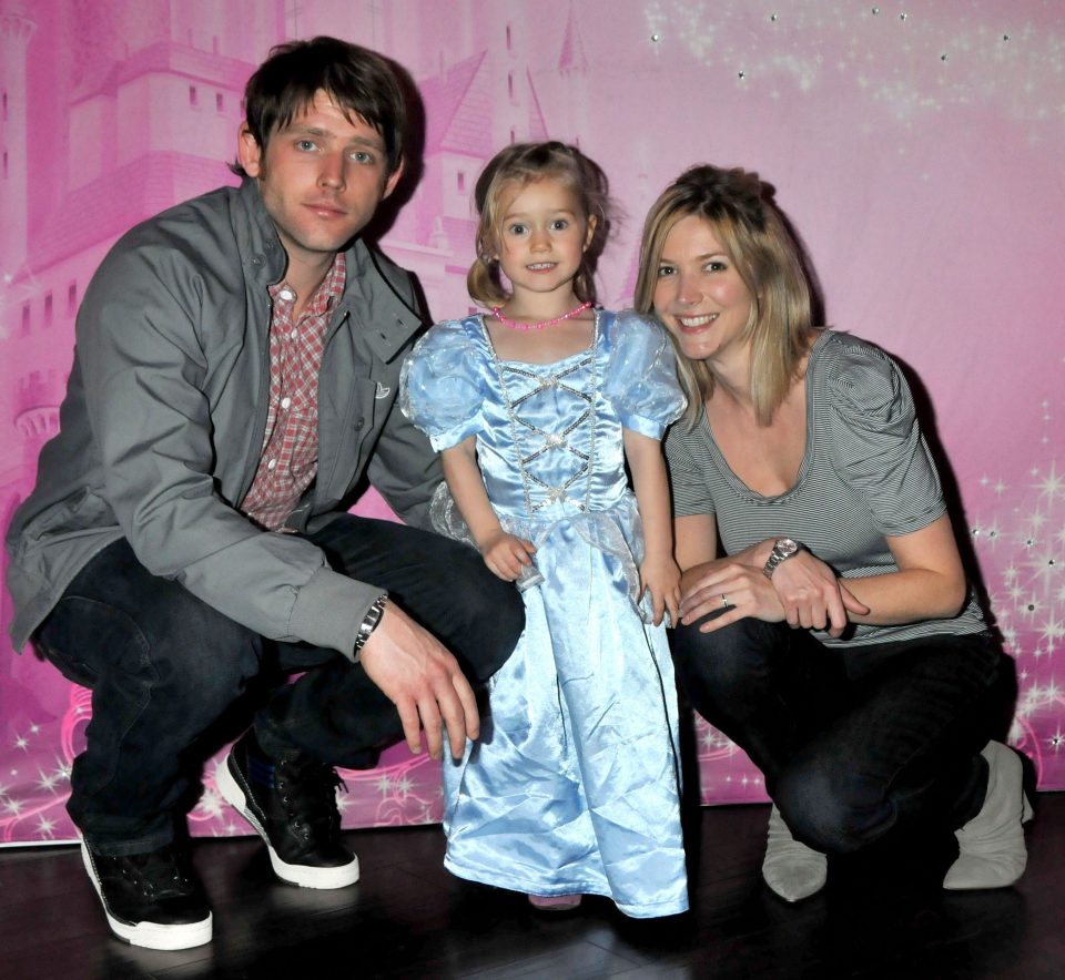  In 2009, Chris, Lisa and Billie