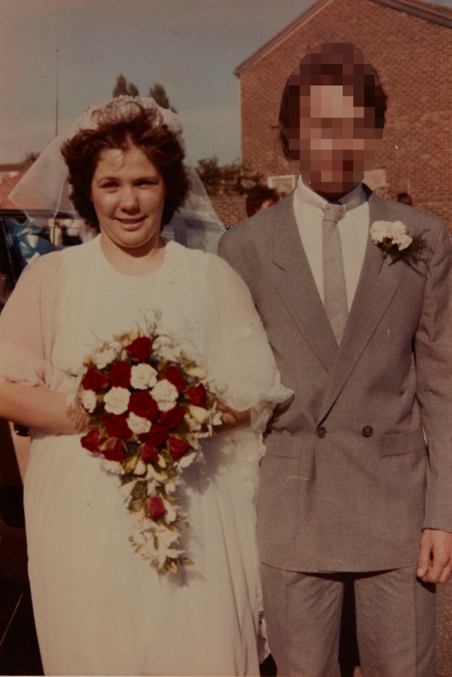 Sarah’s first husband was Nick and they married in 1985 – but divorced in 1989