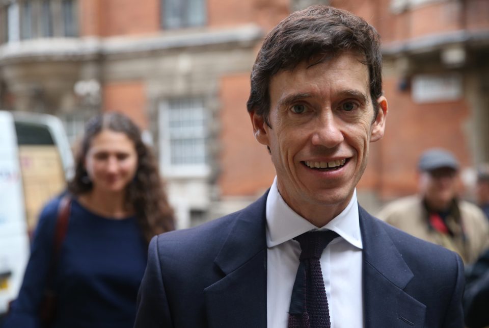  Rory Stewart has thrown his hat into the ring to become the next Mayor of London