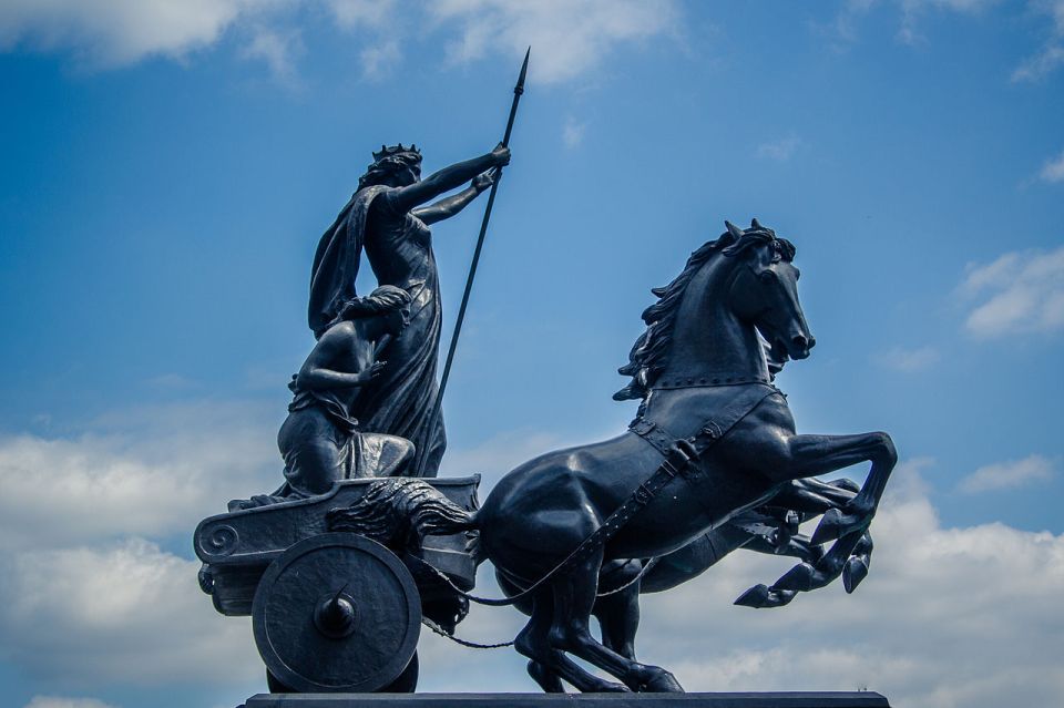  She has a famous statue dedicated to her near the Houses of Parliament in London