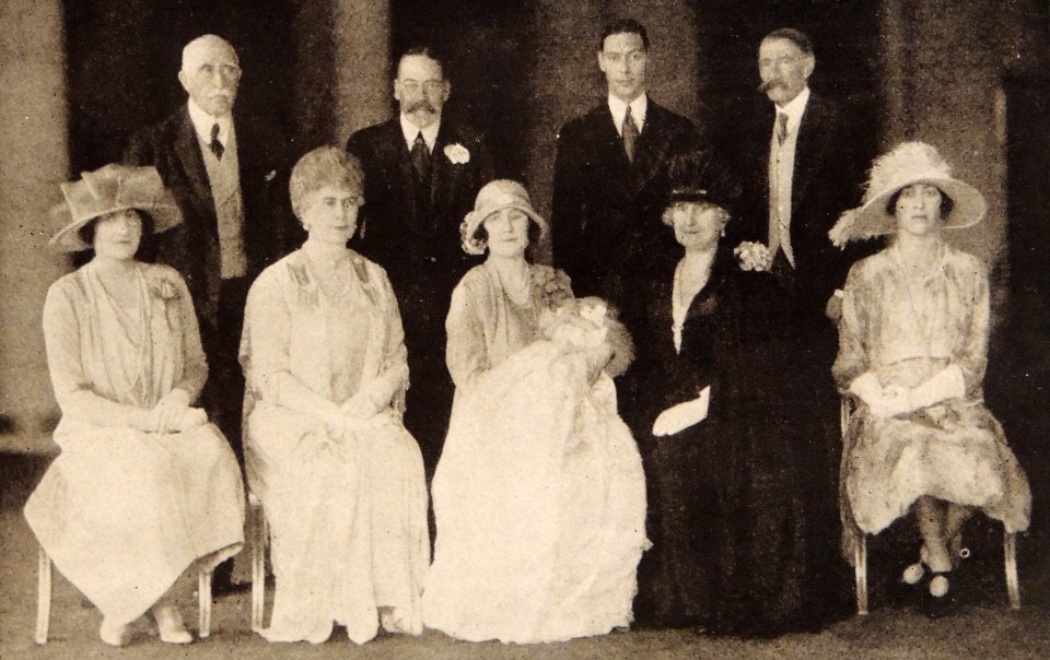  The Queen's christening in 1926 was attended by the Duke of Connaught, the Duke of York, the Earl of Strathmore, Lady Elphinstone, the Countess of Strathmore and Princess Mary