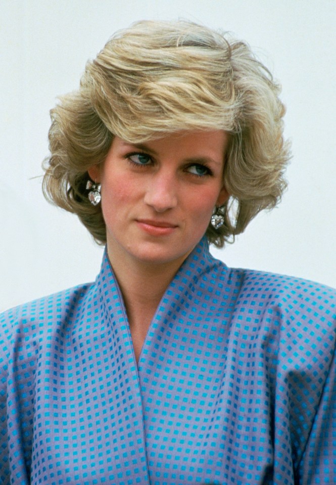 Diana's former bodyguard said she would be "putting two fingers up at the monarchy" over Harry's marriage