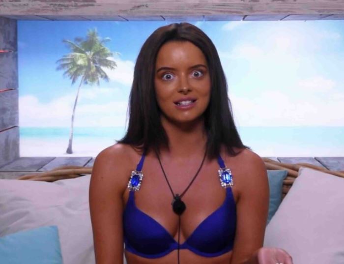  Love Island fans have branded Maura a snake for breaking the girl code