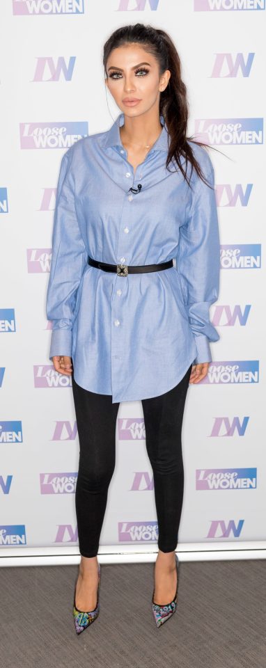  Faryal posed for pictures after today's Loose Women