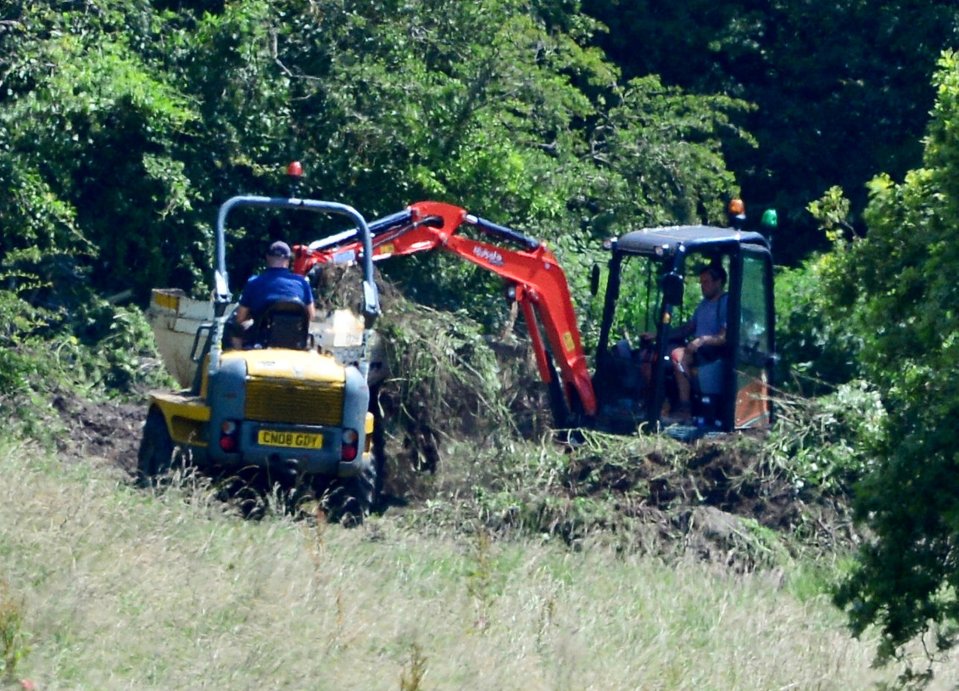  Diggers and sniffer dogs were spotted near the rural village of Drakes Broughton today