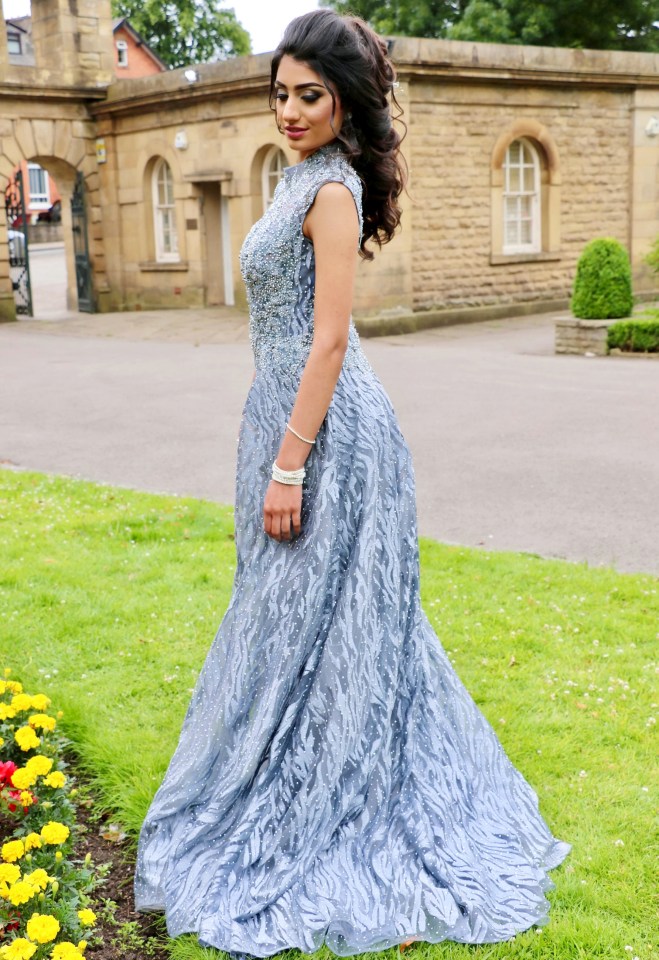 She dressed to impress and donned a stunning blue and grey coloured gown to the prom which cost £260